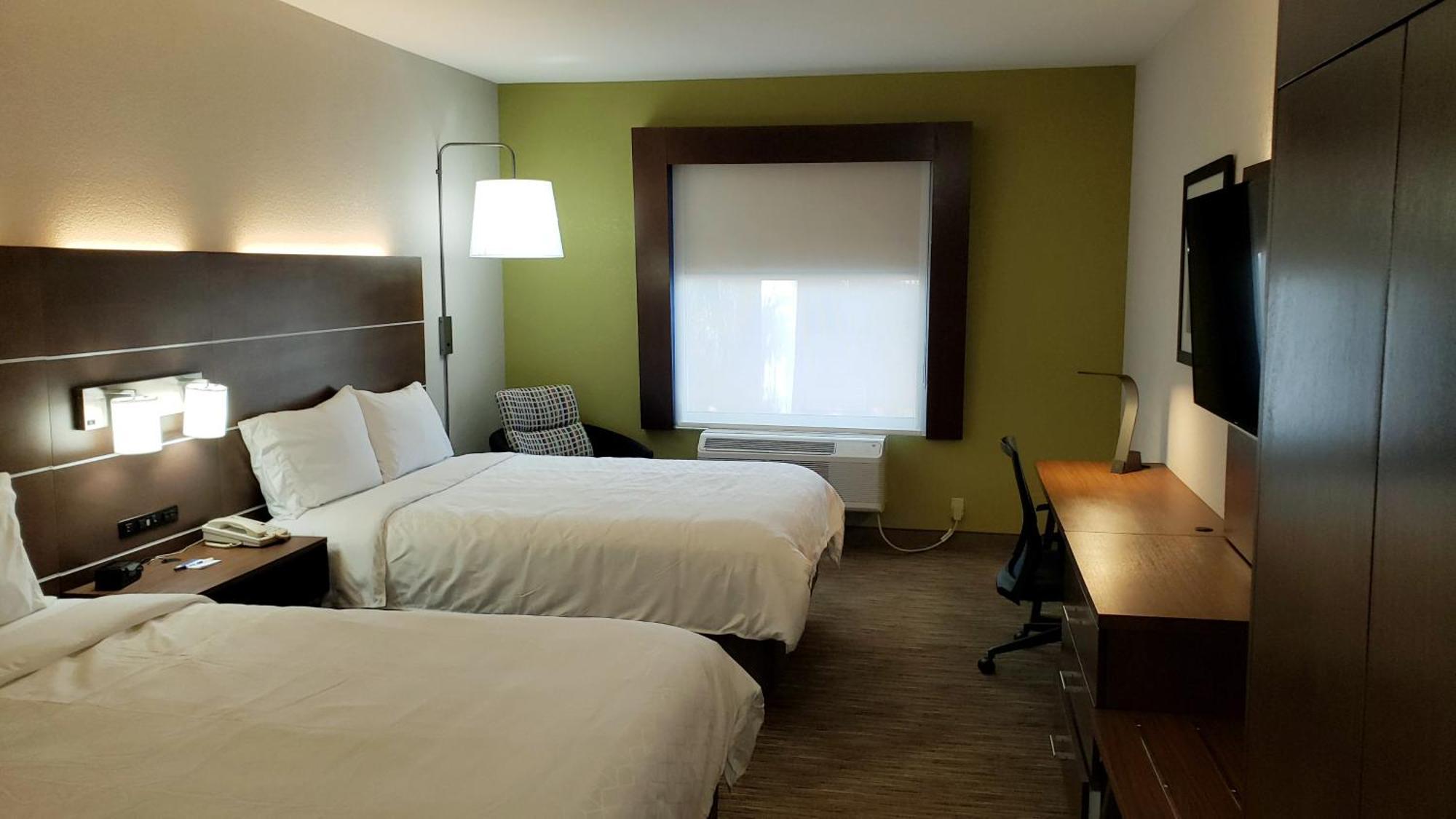 Holiday Inn Express Hotel And Suites Weslaco By Ihg Exterior photo