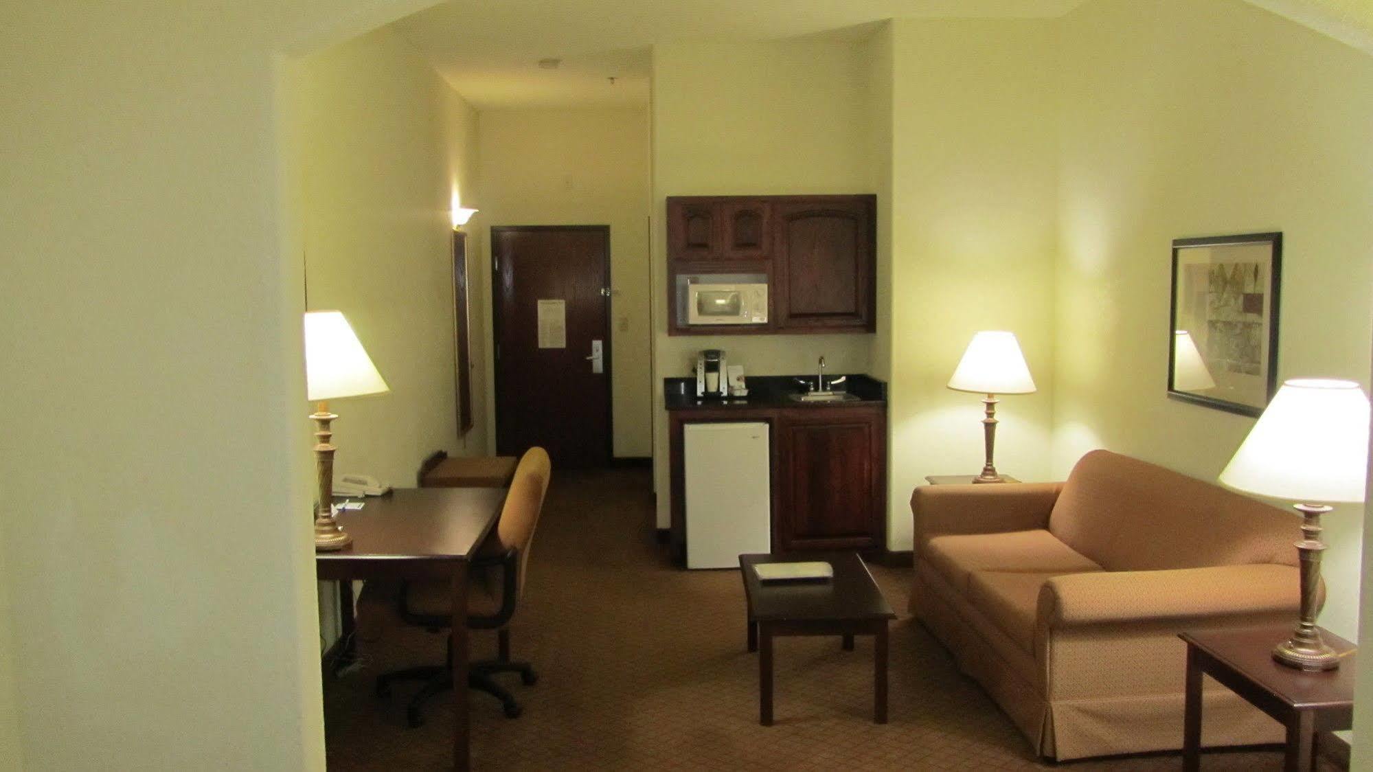 Holiday Inn Express Hotel And Suites Weslaco By Ihg Exterior photo